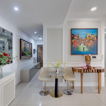Smile Home - Saigonroyal - Tresor Apartment - Center District 4 ホーチミン市 エクステリア 写真