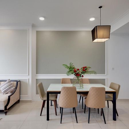 Smile Home - Saigonroyal - Tresor Apartment - Center District 4 ホーチミン市 エクステリア 写真